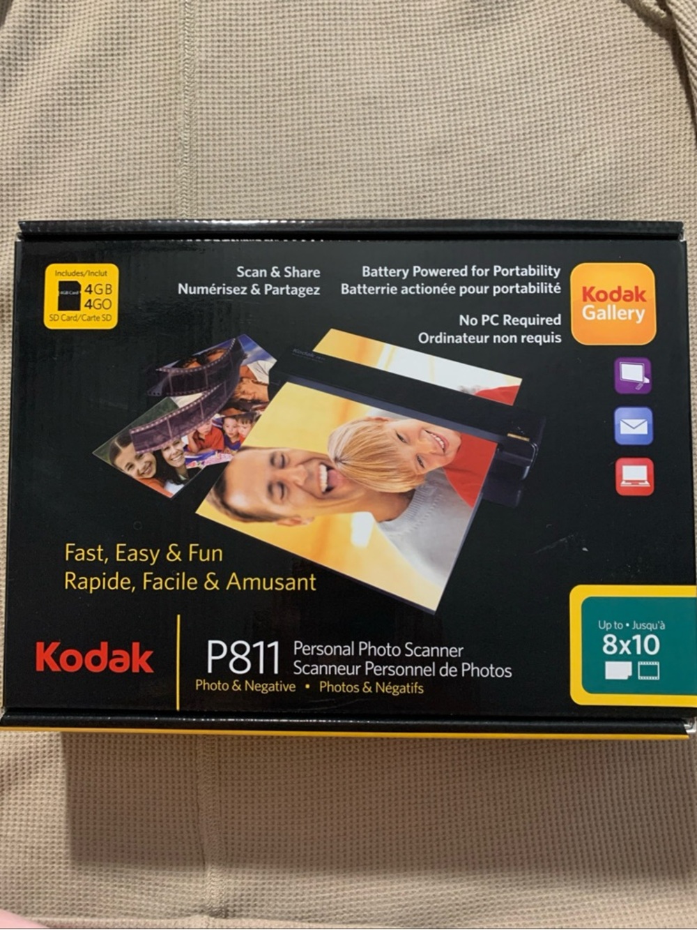 Kodak P811 Personal Photo and Negative Scanner (RED)